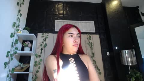 Mia online show from February 4, 12:55 pm