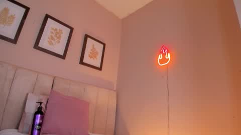 karol online show from October 14, 6:32 pm