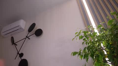 Kate online show from November 27, 3:59 pm