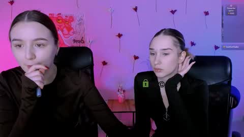 _kellykitten_ online show from February 16, 9:53 am