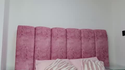 Kendall online show from January 15, 12:00 pm