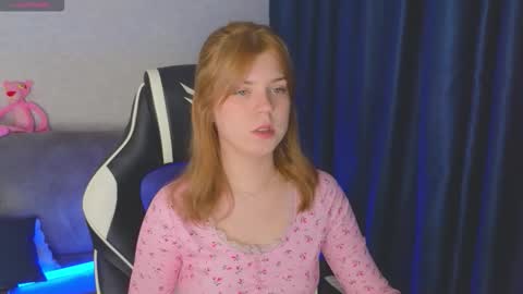 Molly   online show from November 11, 5:43 pm