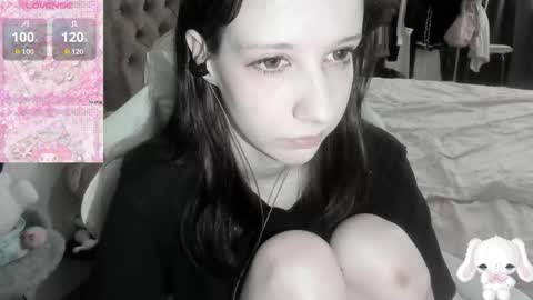  kuro  online show from April 2, 8:34 am