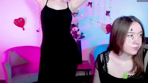 _lady_helen_ online show from May 6, 10:52 am