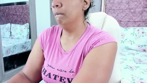 NAILHA SAJANI  online show from March 1, 11:39 am