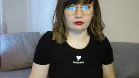 _lalilu_ online show from December 2, 7:10 am