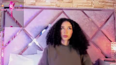 Lanna  online show from December 5, 11:11 am