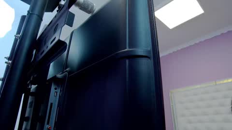 Lena Paul online show from February 18, 4:58 am