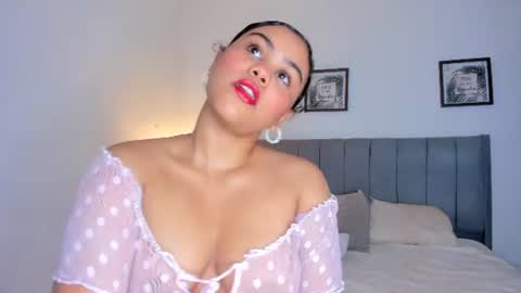 Lia 3 online show from July 4, 7:21 pm