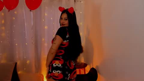 Ivy 3 online show from February 19, 7:05 pm