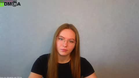 Welcome guys  Pleasure to see you all here  My name is Lysafeta and MichaelaTip menu is active Private is open  online show from February 19, 6:22 am
