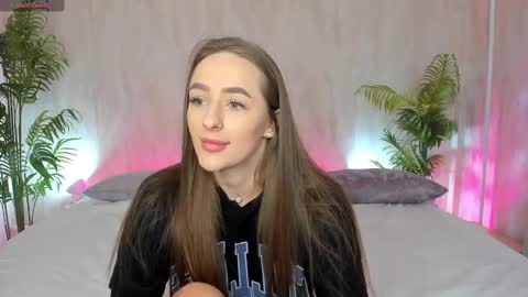 _m1ssbarbie online show from February 20, 1:57 am