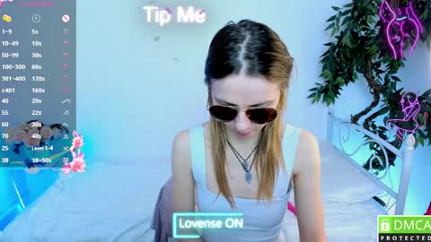 Scarlett online show from March 28, 3:11 pm