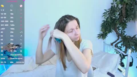 Scarlett online show from March 24, 9:03 am