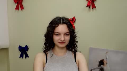 Susie online show from February 15, 2:22 pm