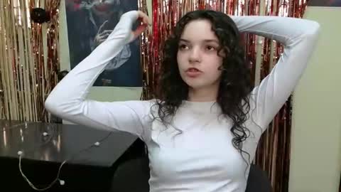 Susie online show from March 5, 2:01 pm