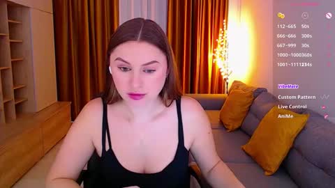 Mia online show from February 11, 10:17 am