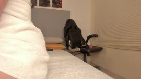 _molly_rosse_ online show from April 1, 1:41 pm