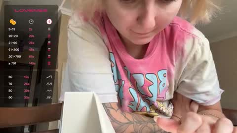 Francine Aisi Morpho - a genus of blue butterflies. online show from January 8, 8:29 am