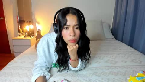 independent model natha online show from February 25, 6:36 am