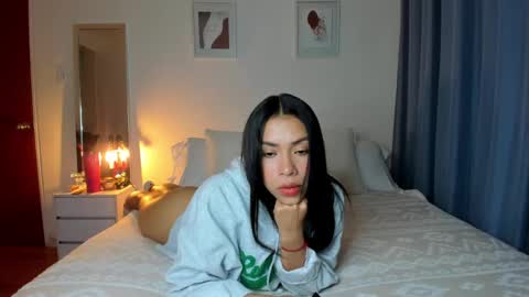 independent model natha online show from February 21, 5:46 am