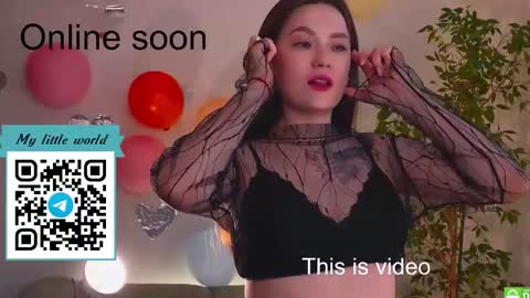 Mia with a big heart  online show from November 18, 2:12 am