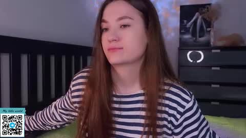 Mia with a big heart  online show from October 14, 12:46 am