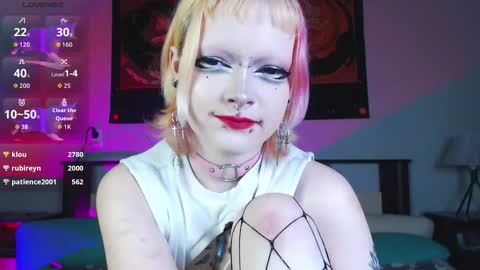 Nicole online show from December 16, 3:56 am