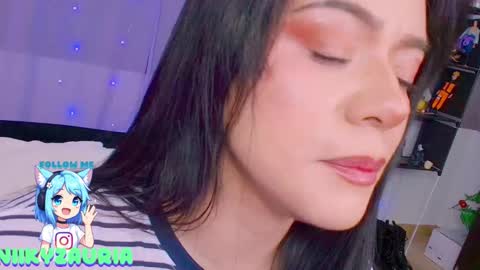 niiky online show from February 5, 2:31 pm