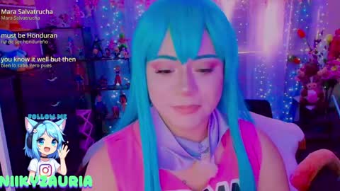 niiky online show from May 30, 5:43 pm