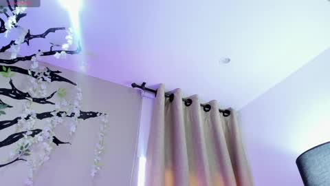   online show from September 16, 12:13 pm