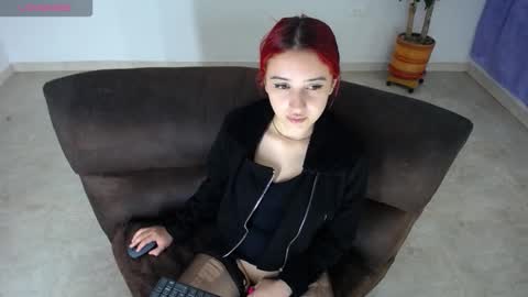 caroline online show from November 13, 10:31 pm