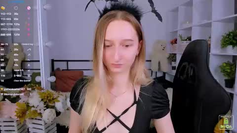 I am Rina online show from October 31, 6:50 am