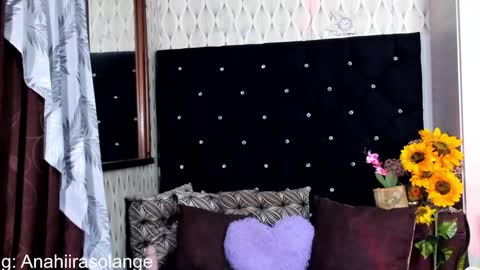 _samantha_sweet_ online show from December 12, 9:51 am