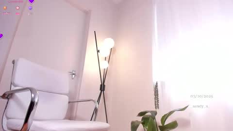 Sandyy online show from October 5, 10:59 pm