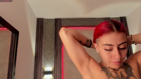 Selene online show from January 25, 4:20 pm