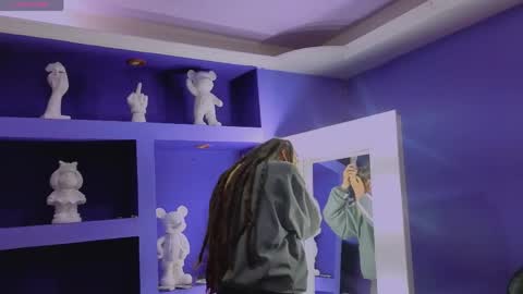 _sharlotte777 online show from April 13, 2:18 pm