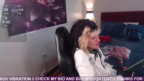 _sharlotte777 online show from February 12, 3:50 pm