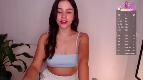 Lauren  online show from November 10, 2:17 am