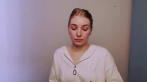 Rachel online show from March 4, 11:39 am