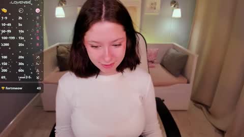 Sofi  Follow me  online show from March 9, 7:01 am