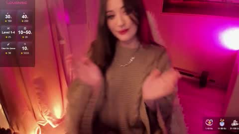 _sserendipityy_ online show from February 9, 8:33 pm