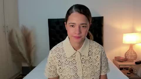 Sussi online show from October 9, 1:59 pm