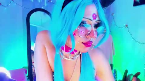 Kuromi online show from January 18, 10:11 am