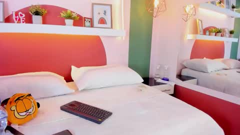 _valeryboobs_ online show from October 15, 12:30 pm