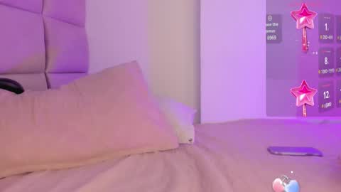  Zoe  online show from January 17, 7:49 pm