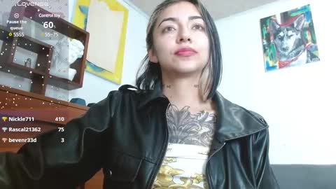 Zoe  online show from December 18, 1:23 pm