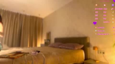        online show from March 25, 7:44 am