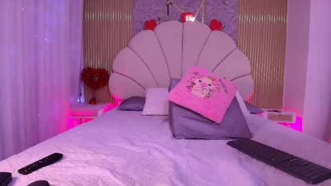 Aisha online show from February 23, 12:48 pm