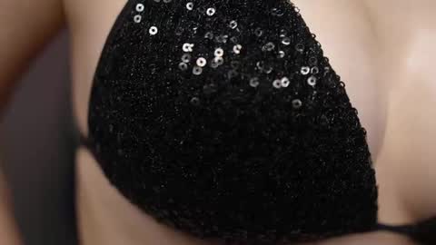 Aylin online show from November 6, 1:39 pm